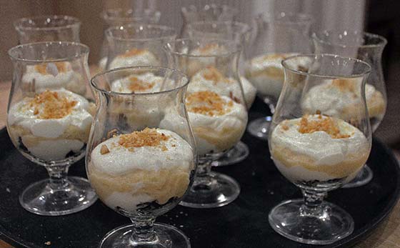 Compote van appel,pruimedant,butterscotch en yoghurt